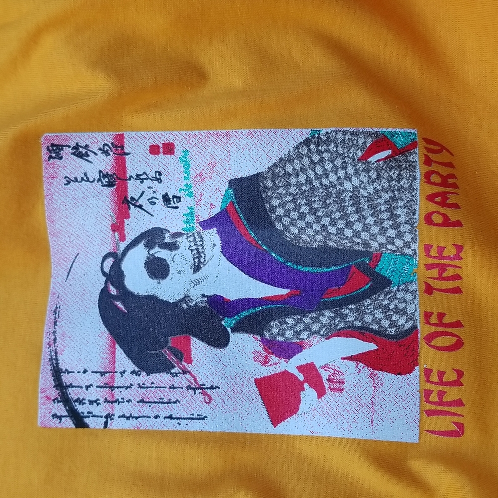 New 2X Graphic tee - Picture 3 of 8